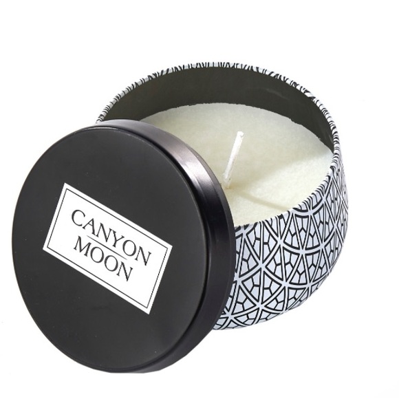 🎁GIFT New Canyon Moon Vanilla Orchid Designer Candle - Picture 1 of 5